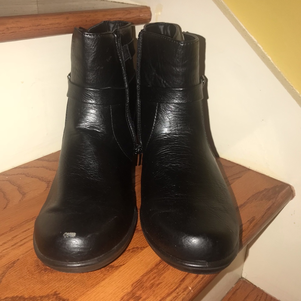 Easy Street Comfort boots